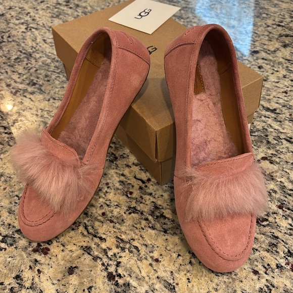 Ugg pink Kaley wisp suede and fur trim slip on driving loafers - Picture 1 of 10